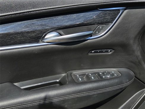 Used 2020 Cadillac XT5 Premium Luxury image 24