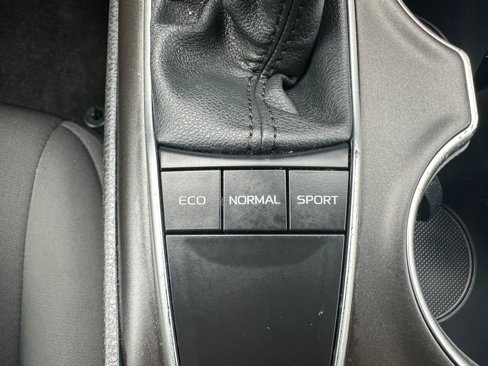 Used 2023 Toyota Camry LE image 19