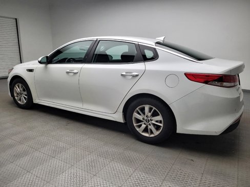 Used 2018 Kia Optima LX image 3