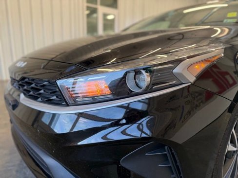 Used 2024 Kia Forte LXS image 14