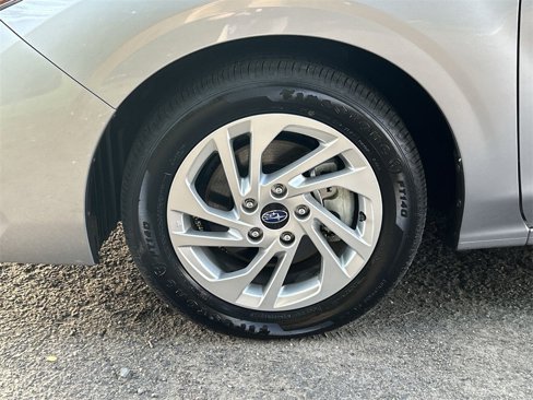 Certified 2025 Subaru Impreza 2.0i image 10