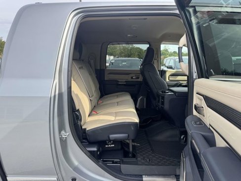 Certified 2022 RAM 2500 Limited image 23