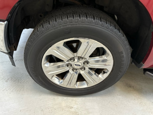 Used 2018 Ford F150 XLT w/ Equipment Group 302A Luxury image 12