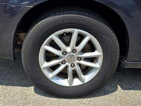 Used 2014 Dodge Grand Caravan SXT image 5