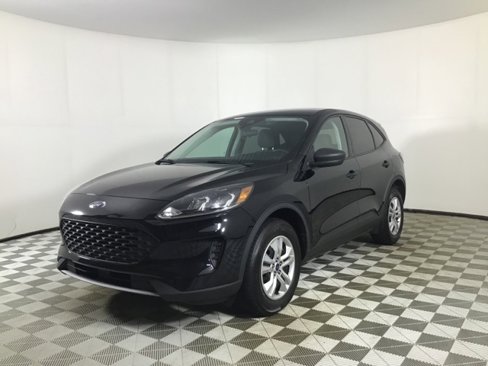 Used 2022 Ford Escape S image 3