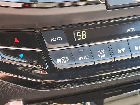Used 2017 Honda Accord Sport image 19
