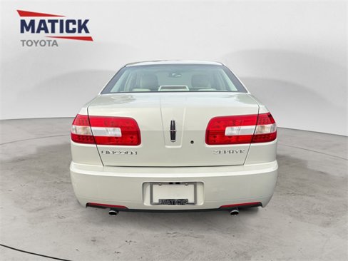 Used 2006 Lincoln Zephyr image 12