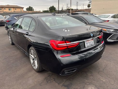 Used 2016 BMW 740i image 4