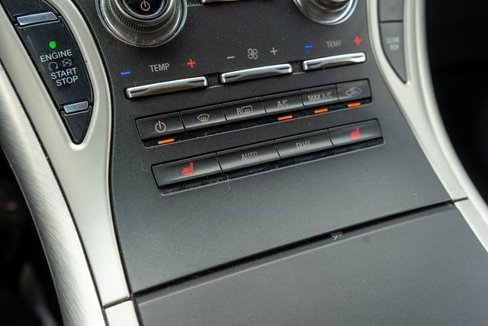 Used 2018 Lincoln MKX Premiere image 30