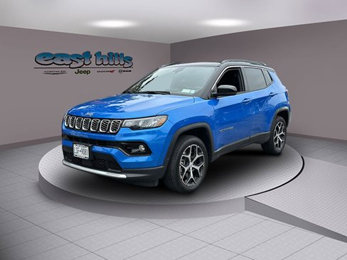 Used 2024 Jeep Compass Limited w/ Sun and Sound Group image 7