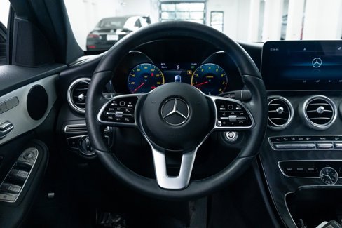 Used 2021 Mercedes-Benz C 300 Sedan image 12