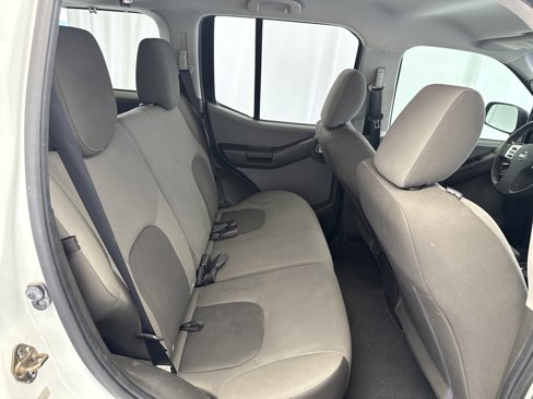 Used 2014 Nissan Xterra S image 15