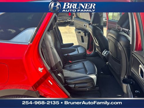 Used 2022 Kia Sorento SX w/ Panoramic Sunroof Package image 18