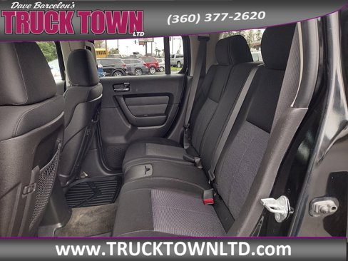Used 2008 HUMMER H3 w/ Chrome Appearance Package image 18