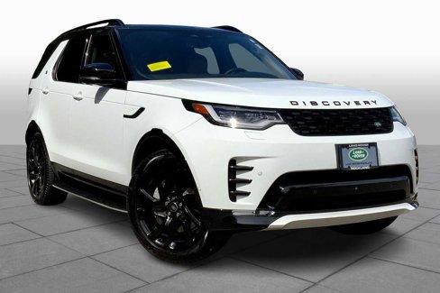 Used 2025 Land Rover Discovery Dynamic SE image 2