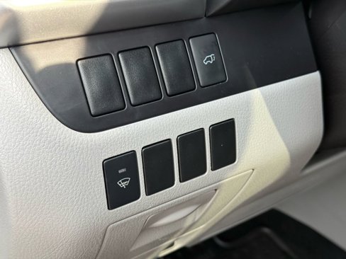 Used 2015 Toyota Highlander XLE image 22