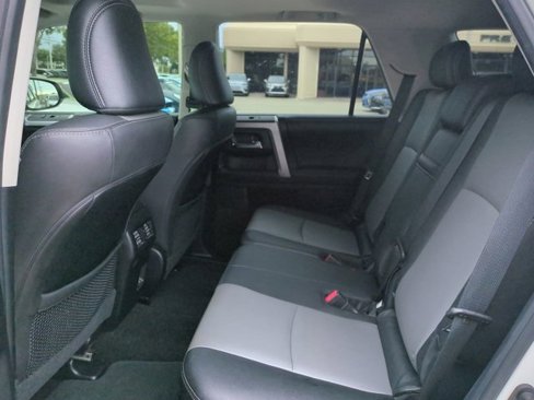 Used 2021 Toyota 4Runner SR5 Premium image 12