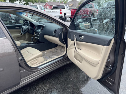Used 2014 Nissan Maxima 3.5 SV w/ Premium Package image 29