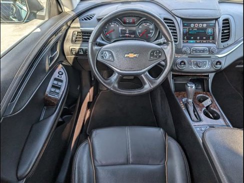 Used 2015 Chevrolet Impala LTZ image 10