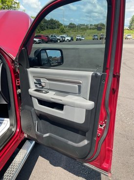 Used 2015 RAM 1500 Big Horn image 26