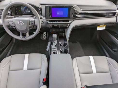 New 2025 Toyota Camry SE image 13