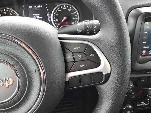 Used 2019 Jeep Renegade Sport w/ UConnect 7.0 Group image 15