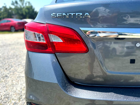 Used 2018 Nissan Sentra SV w/ Premium Package (P01) image 17
