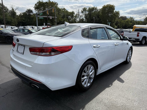 Used 2018 Kia Optima LX w/ 17" Alloy Wheels Package image 8