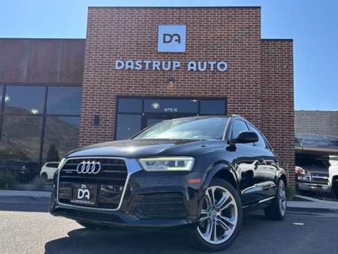 Used 2016 Audi Q3 2.0T Prestige w/ Prestige Package image 1