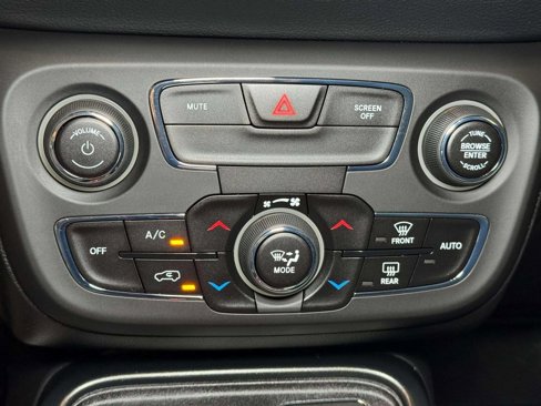 Used 2019 Jeep Compass Trailhawk w/ Leather Interior Group image 8