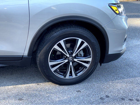 Used 2019 Nissan Rogue SV w/ Premium Package image 29
