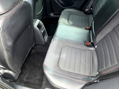 Used 2013 Volkswagen Jetta GLI image 8