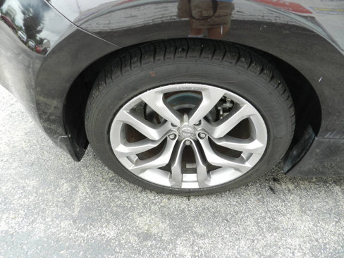 Used 2011 Nissan 370Z Roadster image 17