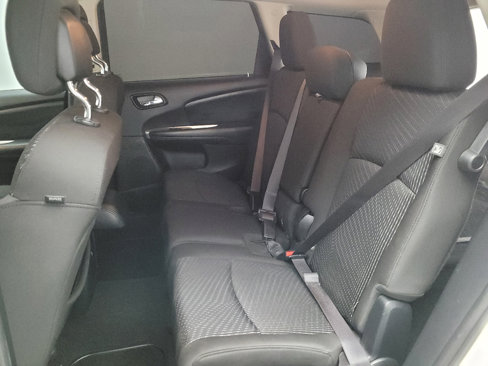 Used 2018 Dodge Journey SE w/ Popular Equipment Group image 18