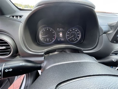 Used 2021 Hyundai Kona Night image 13