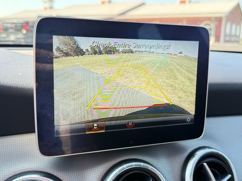 Used 2018 Mercedes-Benz CLA 250 image 13