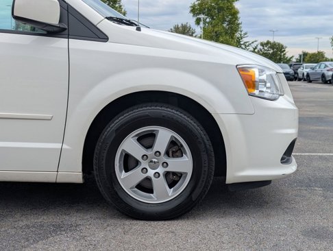 Used 2013 Dodge Grand Caravan SXT image 7