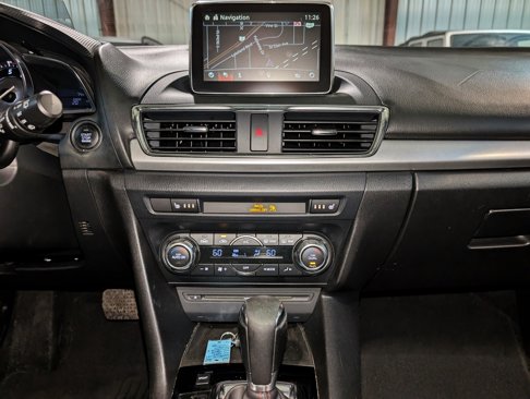 Used 2014 MAZDA MAZDA3 s Grand Touring image 32