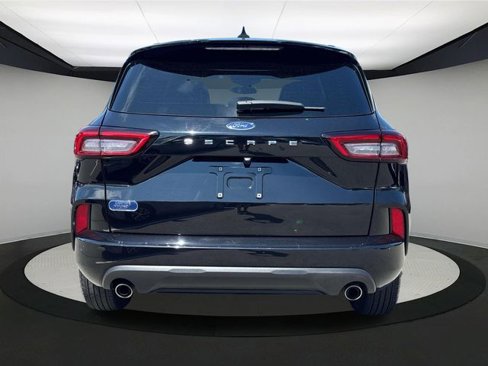 Used 2024 Ford Escape ST-Line image 3