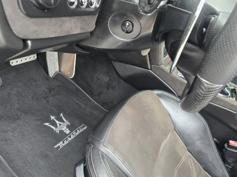 Used 2013 Maserati GranTurismo Sport image 29