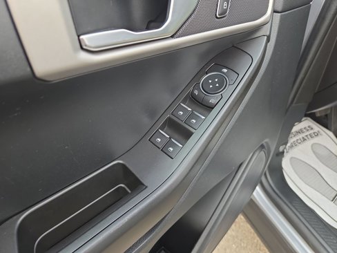 Used 2021 Ford Explorer 4WD image 13