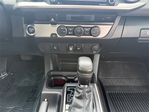 Used 2023 Toyota Tacoma SR5 image 11
