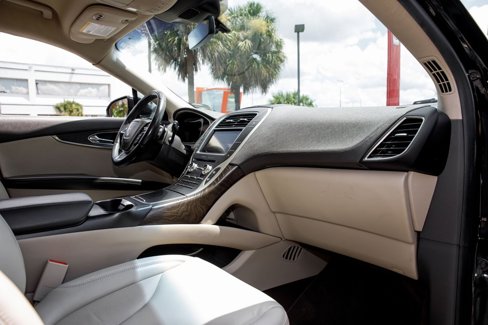 Used 2019 Lincoln Nautilus Select image 34