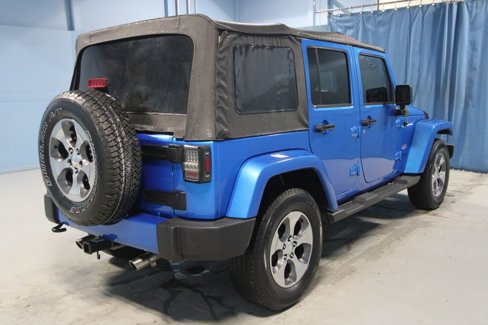 Used 2016 Jeep Wrangler Unlimited Sahara image 30