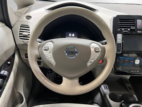 Used 2017 Nissan Leaf SV image 26