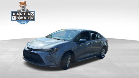 Used 2021 Toyota Corolla LE image 3