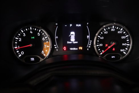 Used 2023 Jeep Renegade Latitude image 4