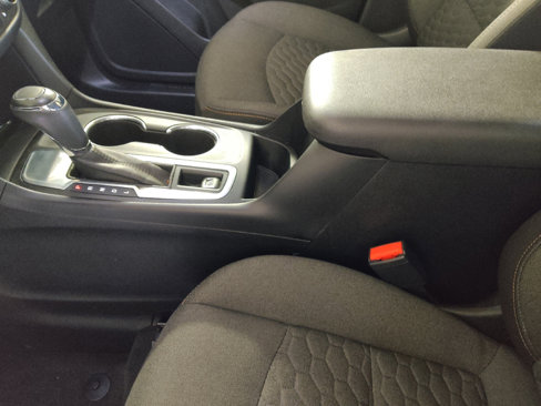 Used 2018 Chevrolet Equinox LT image 26