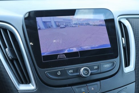 Used 2023 Chevrolet Malibu LT image 4