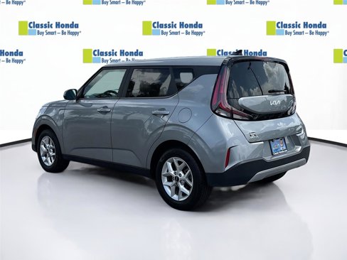Used 2024 Kia Soul LX w/ Option Group 015 image 5